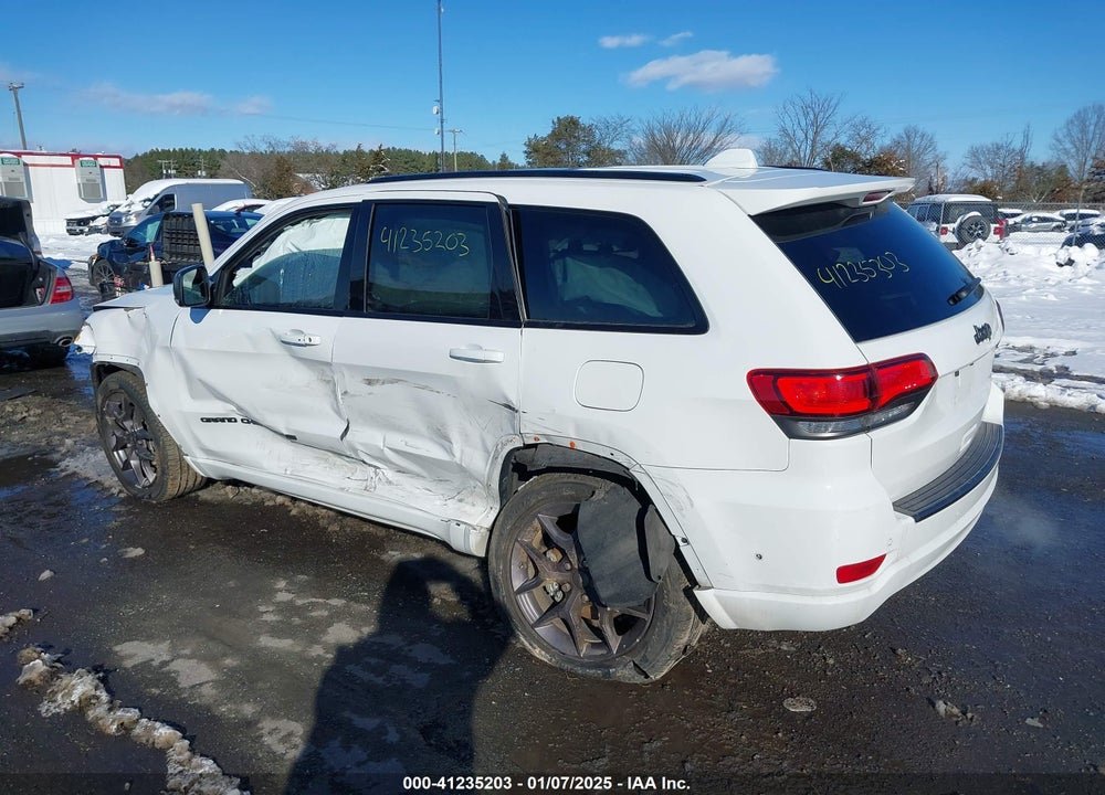 2021 JEEP GRAND CHEROKEE VIN: 1C4RJEBG8MC784556