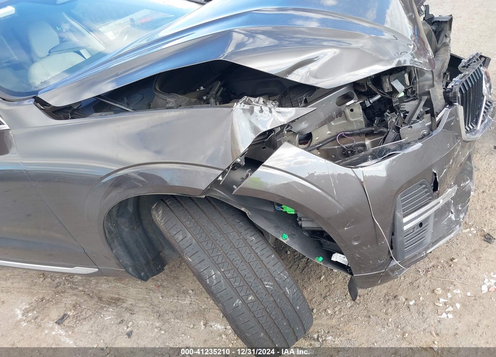 2022 VOLVO XC60 B5 INSCRIPTION VIN: YV4L12RL5N1964546