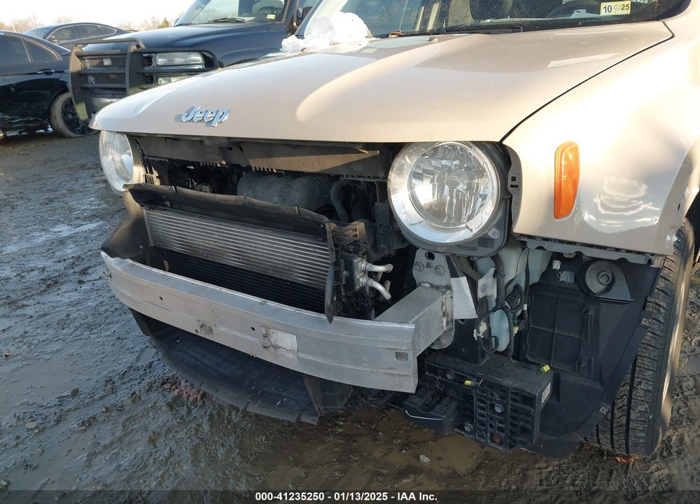 2016 JEEP RENEGADE SPORT VIN: ZACCJBATXGPD39528