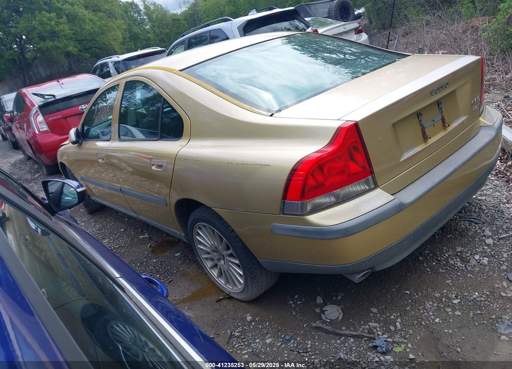 2001 VOLVO S60 2.4T VIN: YV1RS58D712019070
