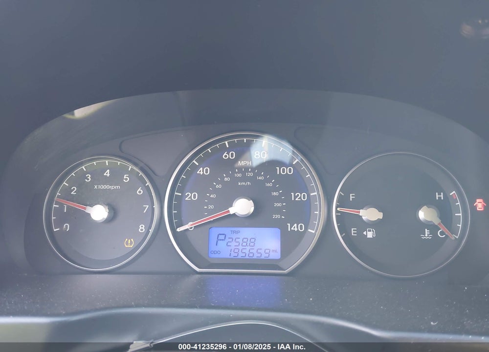 2011 HYUNDAI SANTA FE GLS VIN: 5XYZGDAB3BG008231