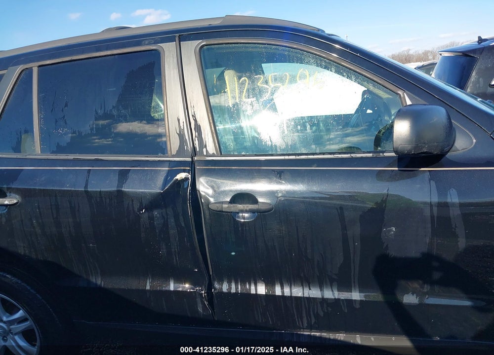 2011 HYUNDAI SANTA FE GLS VIN: 5XYZGDAB3BG008231