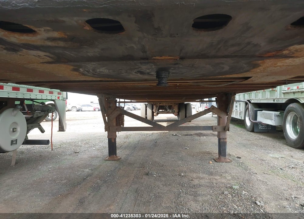 2002 GREAT DANE TRAILERS --- VIN: 1GRAA06202B106102