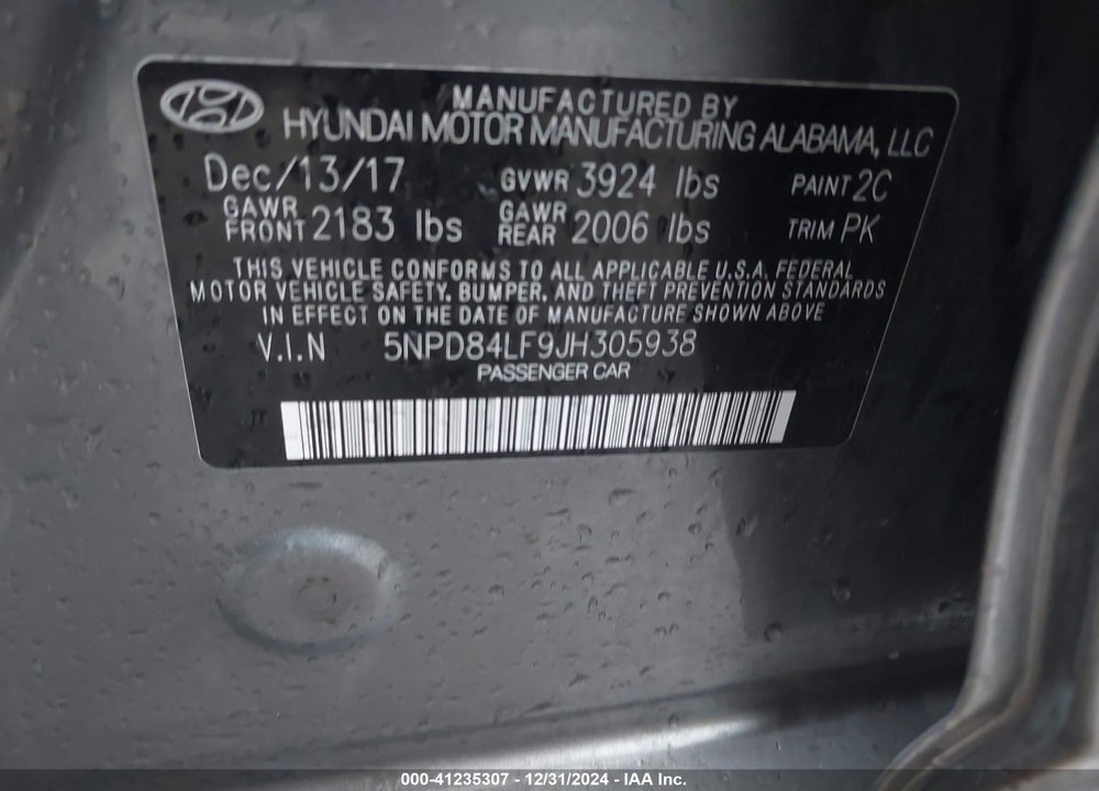 2018 HYUNDAI ELANTRA VIN: 5NPD84LF9JH305938