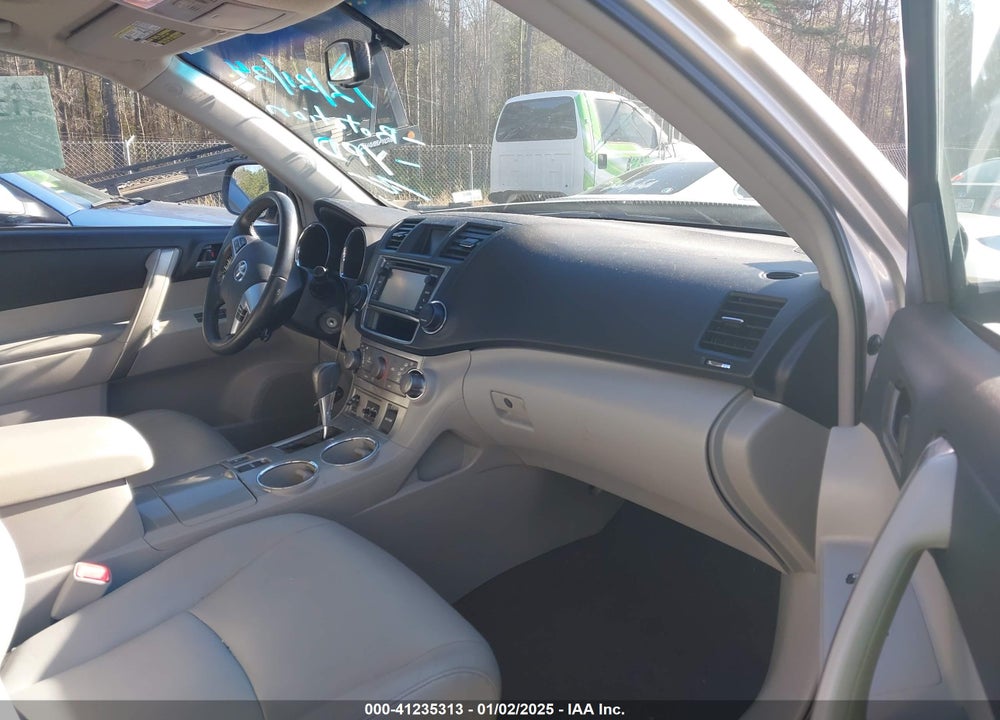 2013 TOYOTA HIGHLANDER VIN: 5TDBK3EH3DS244991