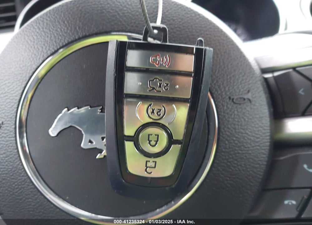 2021 FORD MUSTANG VIN: 1FATP8UH2M5124597