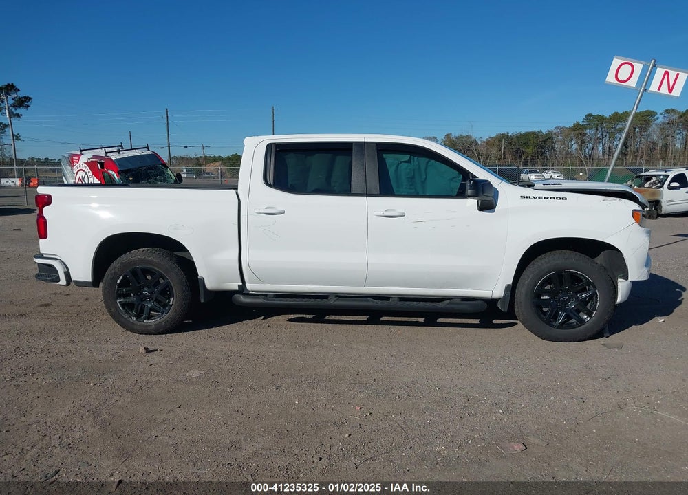 2023 CHEVROLET SILVERADO 1500 4WD SHORT BED RST VIN: 1GCUDEE83PZ321375