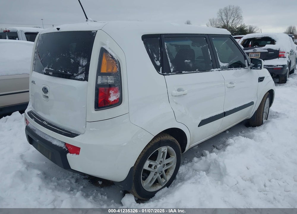 2011 KIA SOUL VIN: KNDJT2A22B7716920