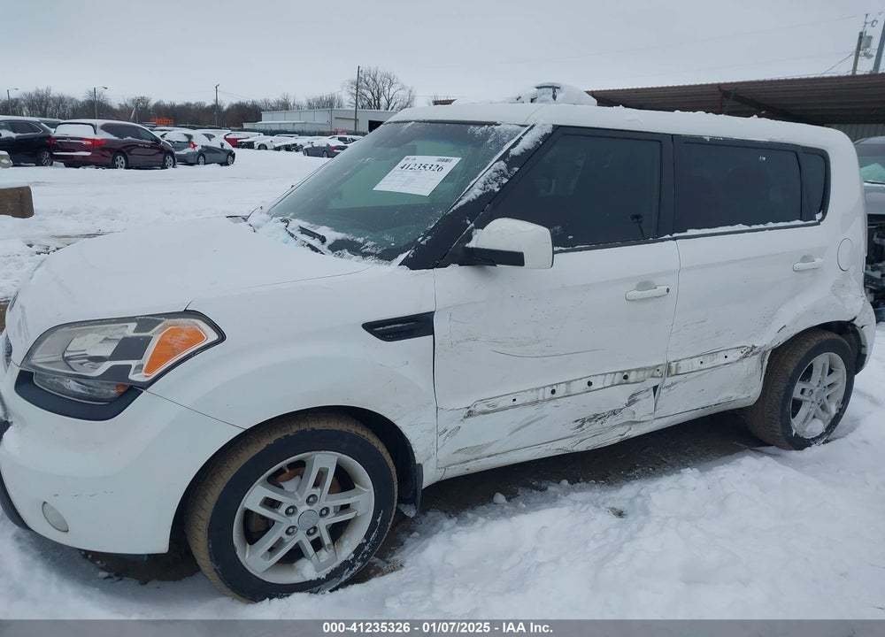 2011 KIA SOUL VIN: KNDJT2A22B7716920