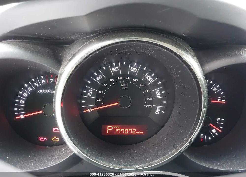 2011 KIA SOUL VIN: KNDJT2A22B7716920