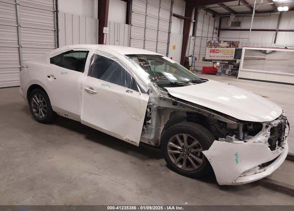 2022 MAZDA 3 2.5 S VIN: 3MZBPAALBNM303080