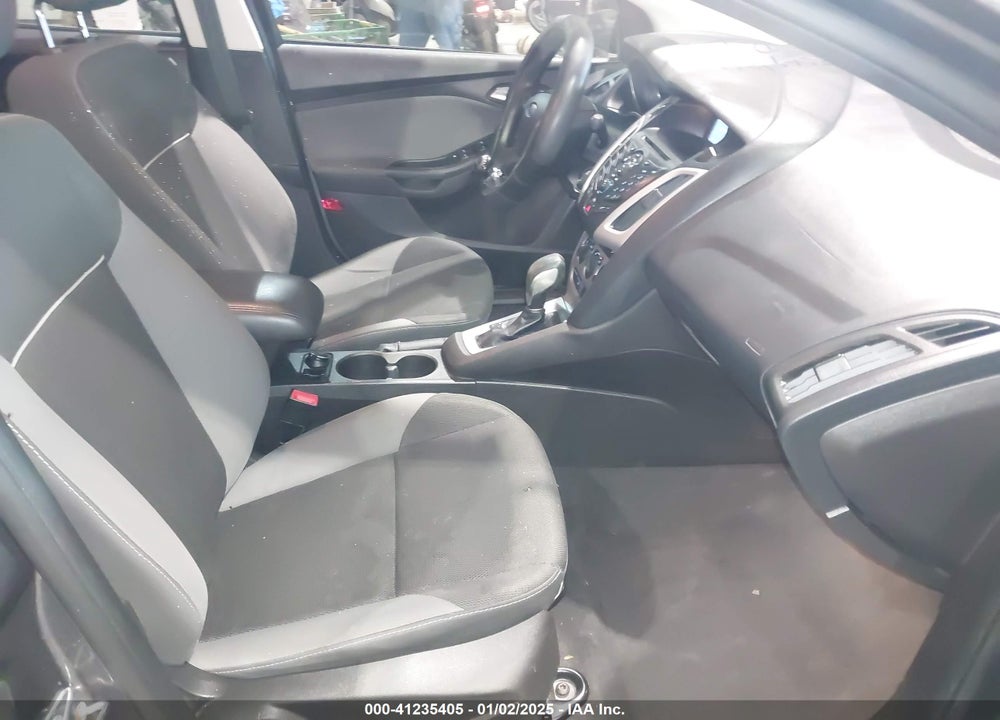 2014 FORD FOCUS VIN: 1FADP3F27EL456967