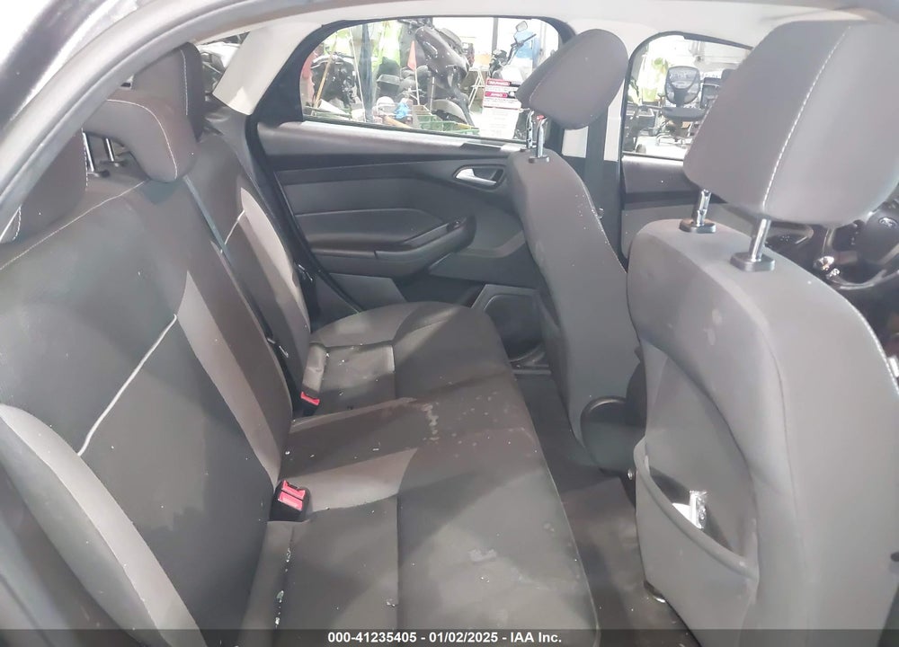 2014 FORD FOCUS VIN: 1FADP3F27EL456967