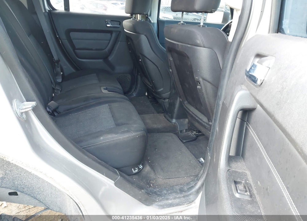 2008 HUMMER H3 SUV VIN: 5GTEN13E388194856
