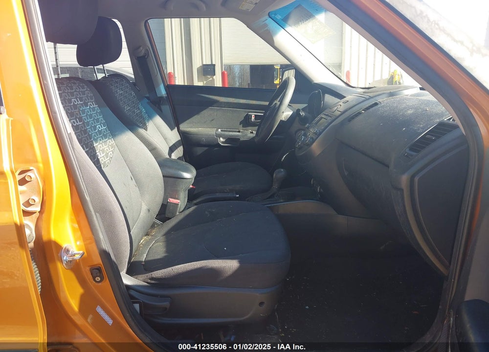 2011 KIA SOUL VIN: KNDJT2A27B7308476