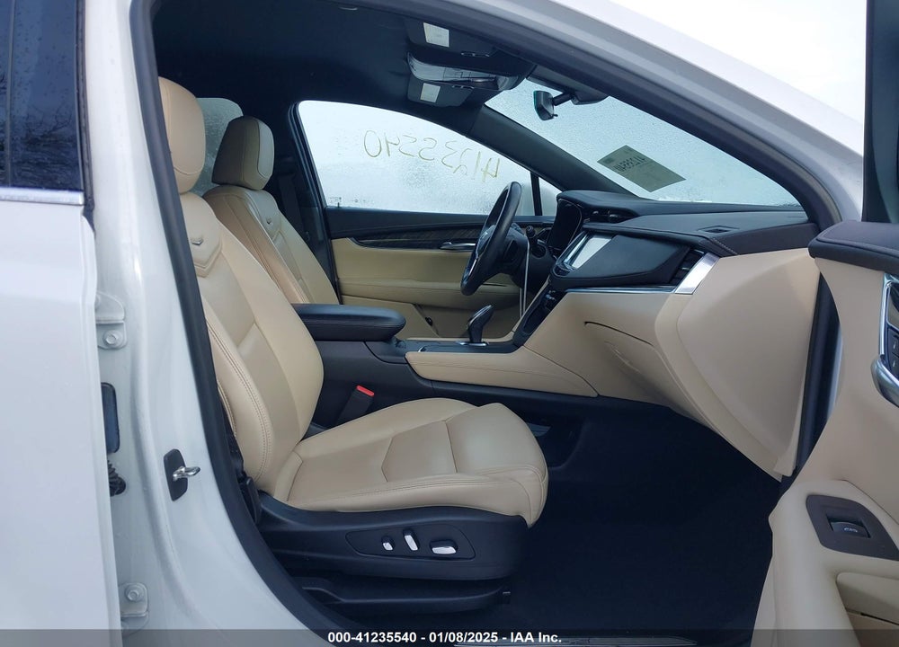 2017 CADILLAC XT5 STANDARD VIN: 1GYKNARS0HZ160756