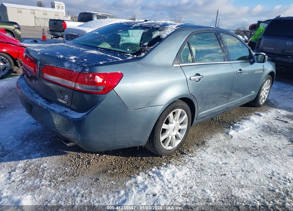 2011 LINCOLN MKZ VIN: 3LNDL2L3XBR775656