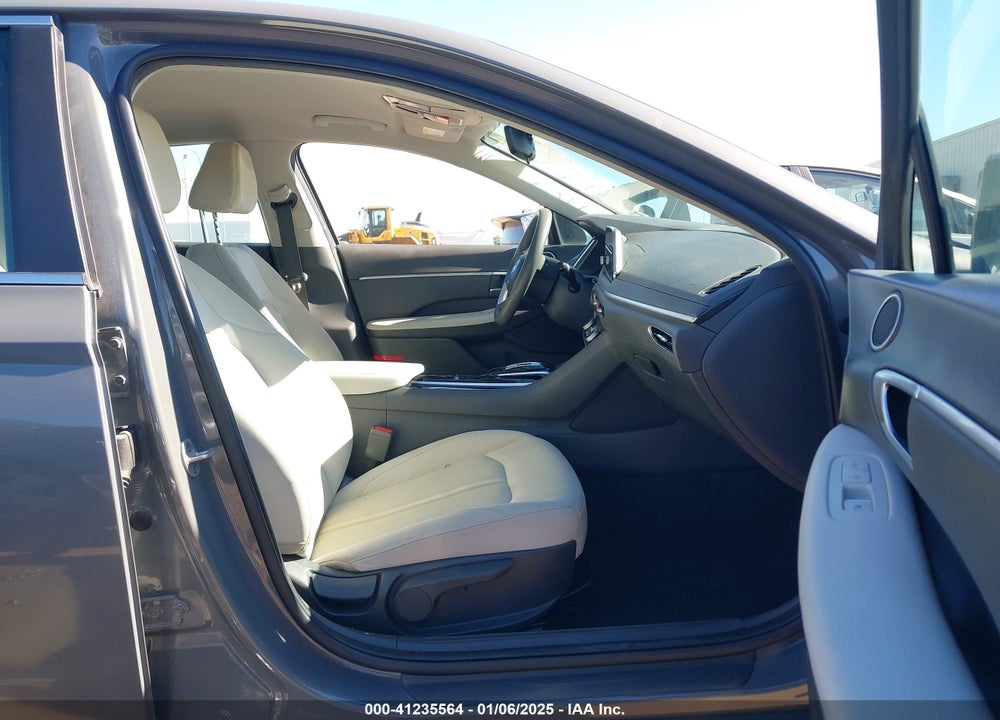 2023 HYUNDAI SONATA SEL VIN: KMHL64JAXPA278513