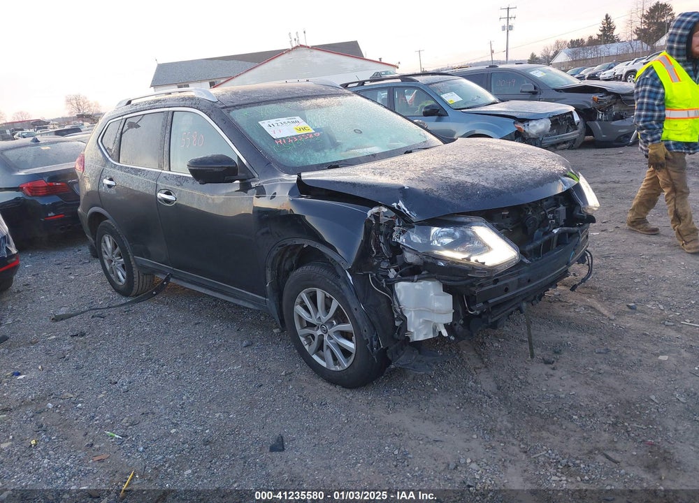 2018 NISSAN ROGUE SV VIN: KNMAT2MV8JP519383