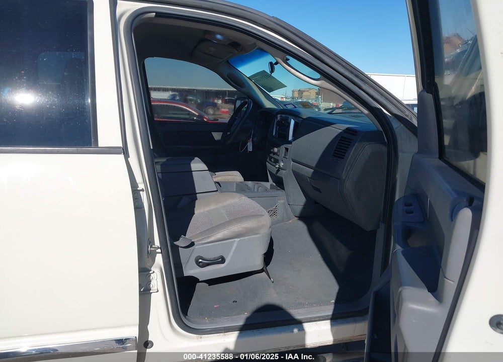 2008 DODGE RAM 1500 SLT VIN: 1D7HA18268J162285