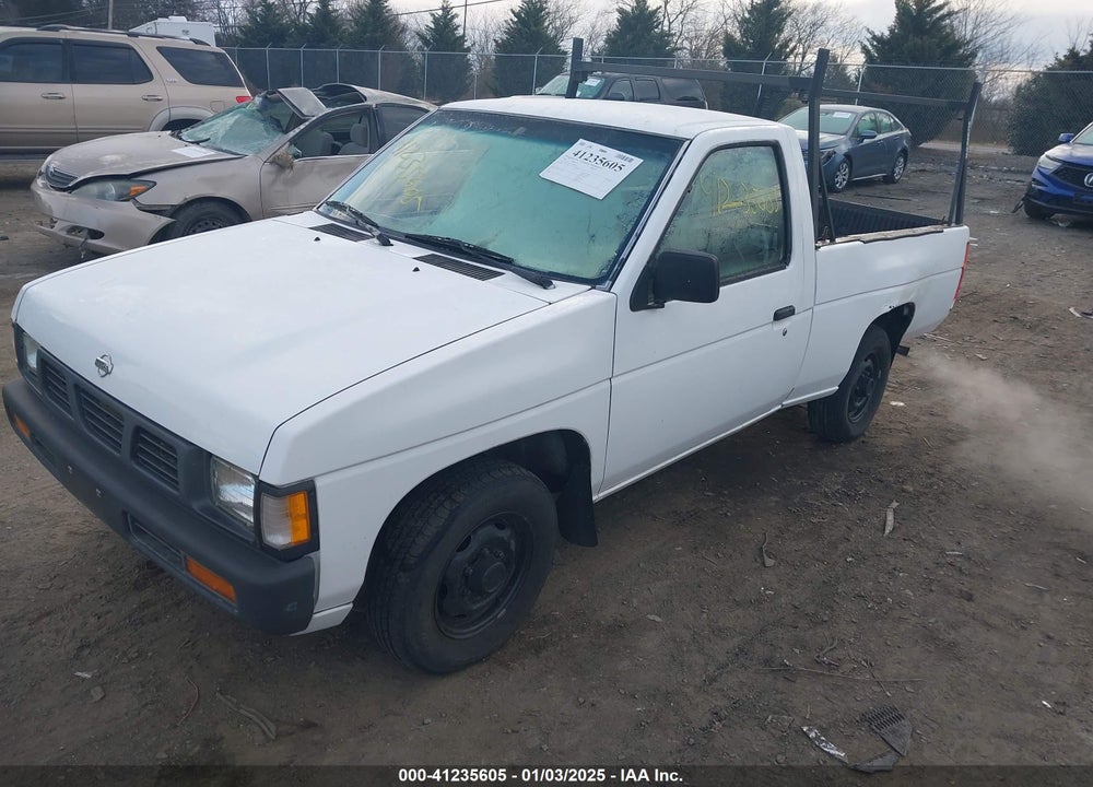 1996 NISSAN TRUCK XE VIN: 1N6SD11S2TC360938