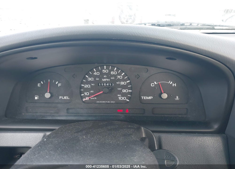 1996 NISSAN TRUCK XE VIN: 1N6SD11S2TC360938