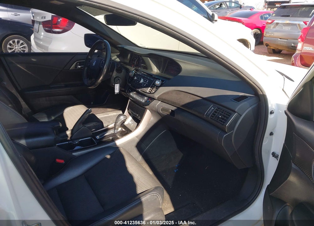 2016 HONDA ACCORD VIN: 1HGCR2F54GA122142