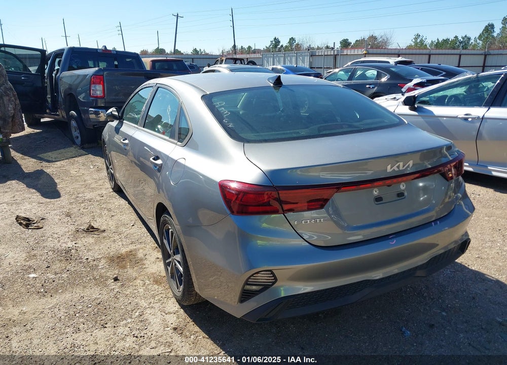 2022 KIA FORTE LXS VIN: 3KPF24ADXNE464389