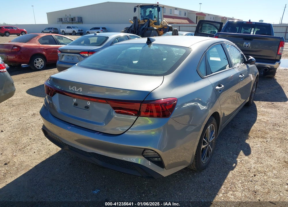 2022 KIA FORTE LXS VIN: 3KPF24ADXNE464389