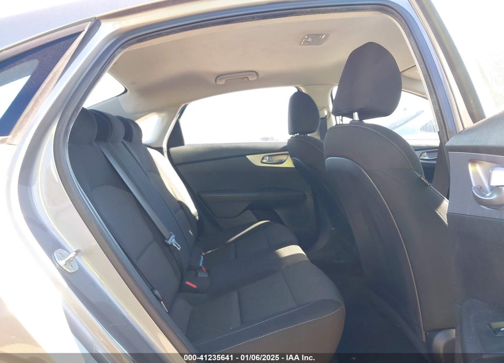 2022 KIA FORTE LXS VIN: 3KPF24ADXNE464389