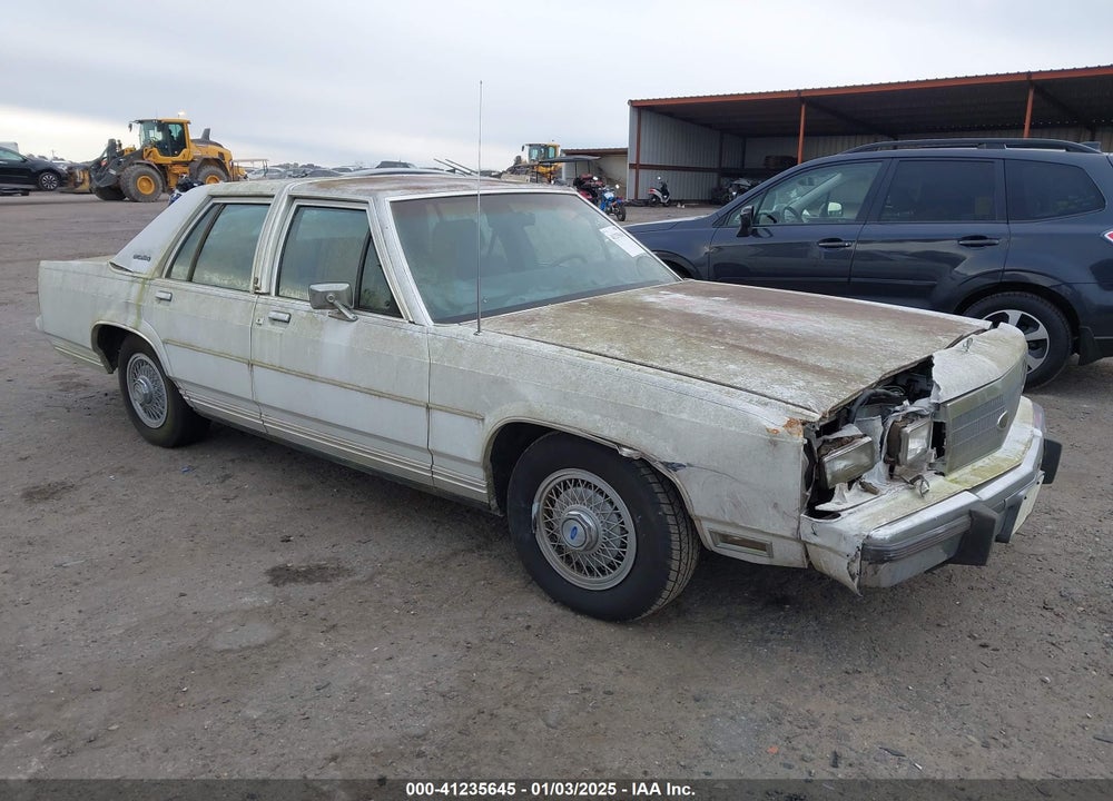 1988 FORD CROWN VICTORIA LX VIN: 2FABP74F4JX106181