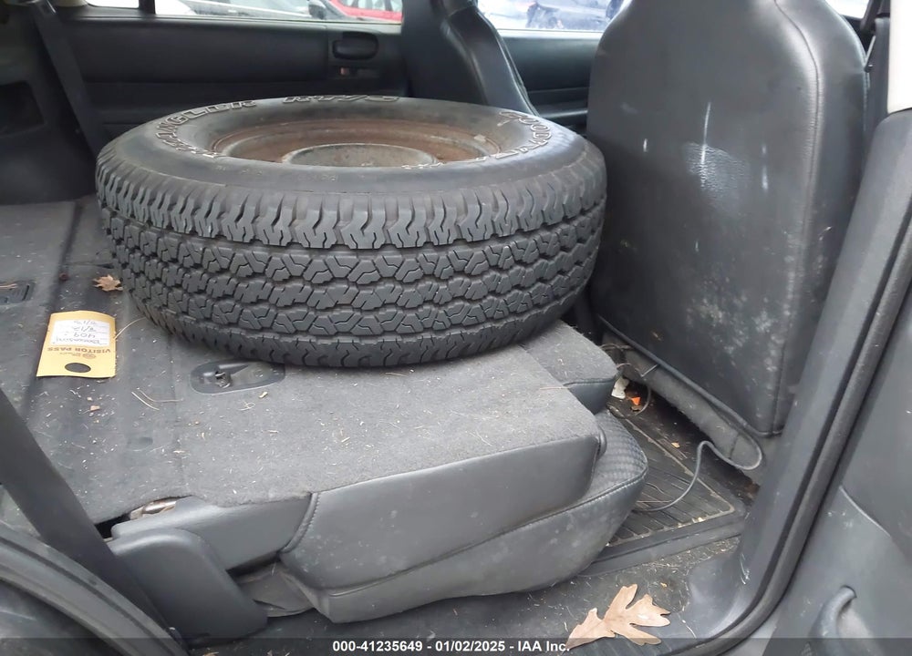 2002 DODGE DURANGO SPORT VIN: 1B4HS38N12F135869
