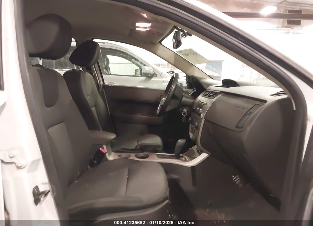 2008 FORD FOCUS SE VIN: 1FAHP35NX8W296454