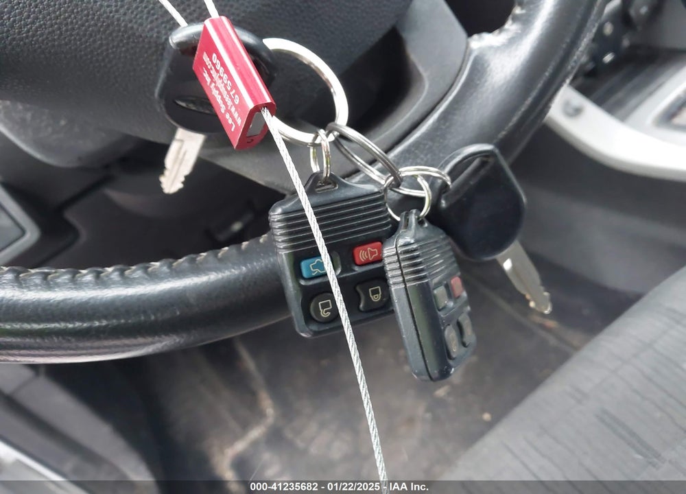 2008 FORD FOCUS SE VIN: 1FAHP35NX8W296454