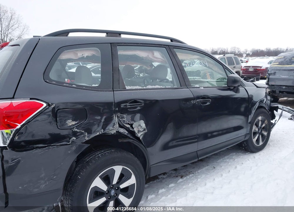 2018 SUBARU FORESTER 2.5I VIN: JF2SJABCXJH525056