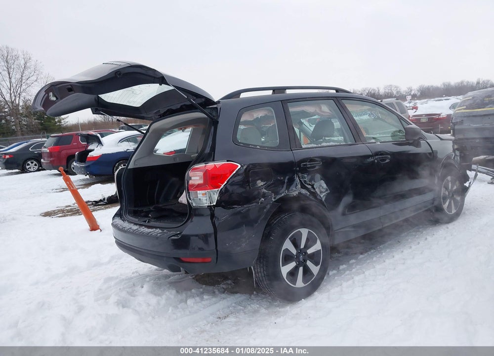 2018 SUBARU FORESTER 2.5I VIN: JF2SJABCXJH525056