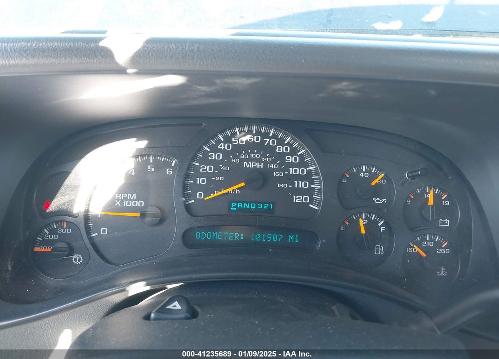 2003 CHEVROLET SILVERADO 2500HD LT VIN: 1GCHK23U93F131856