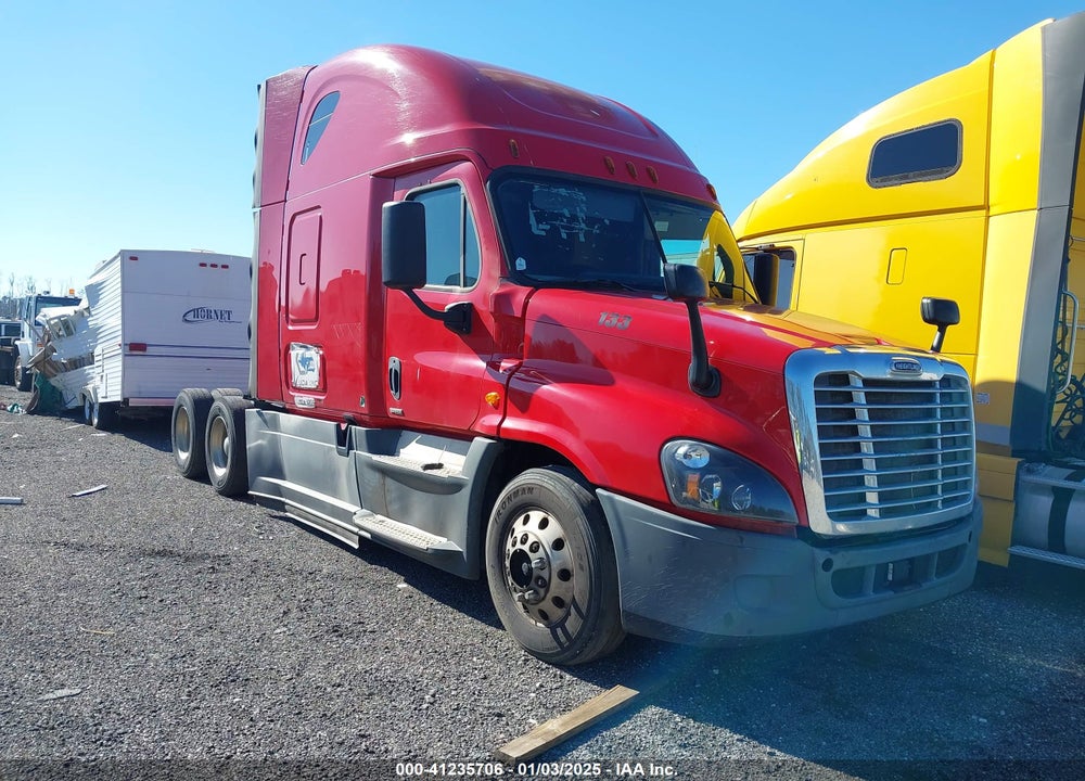 2016 FREIGHTLINER CASCADIA 125 VIN: 3AKJGLD53GSGU6388