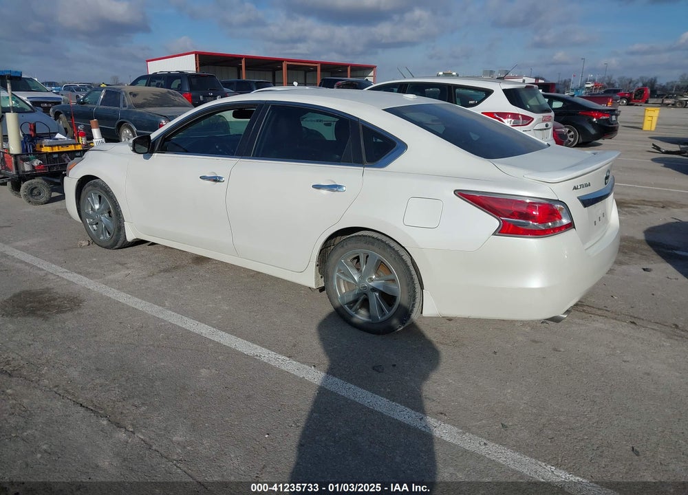 2015 NISSAN ALTIMA VIN: 1N4AL3AP5FC255622