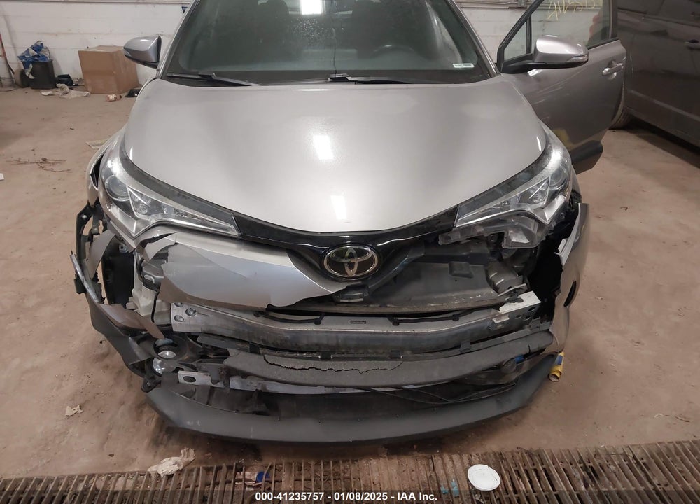 2018 TOYOTA C-HR XLE PREMIUM VIN: NMTKHMBX8JR040259