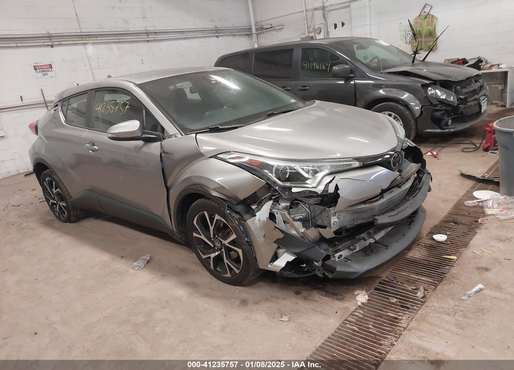 2018 TOYOTA C-HR XLE PREMIUM VIN: NMTKHMBX8JR040259