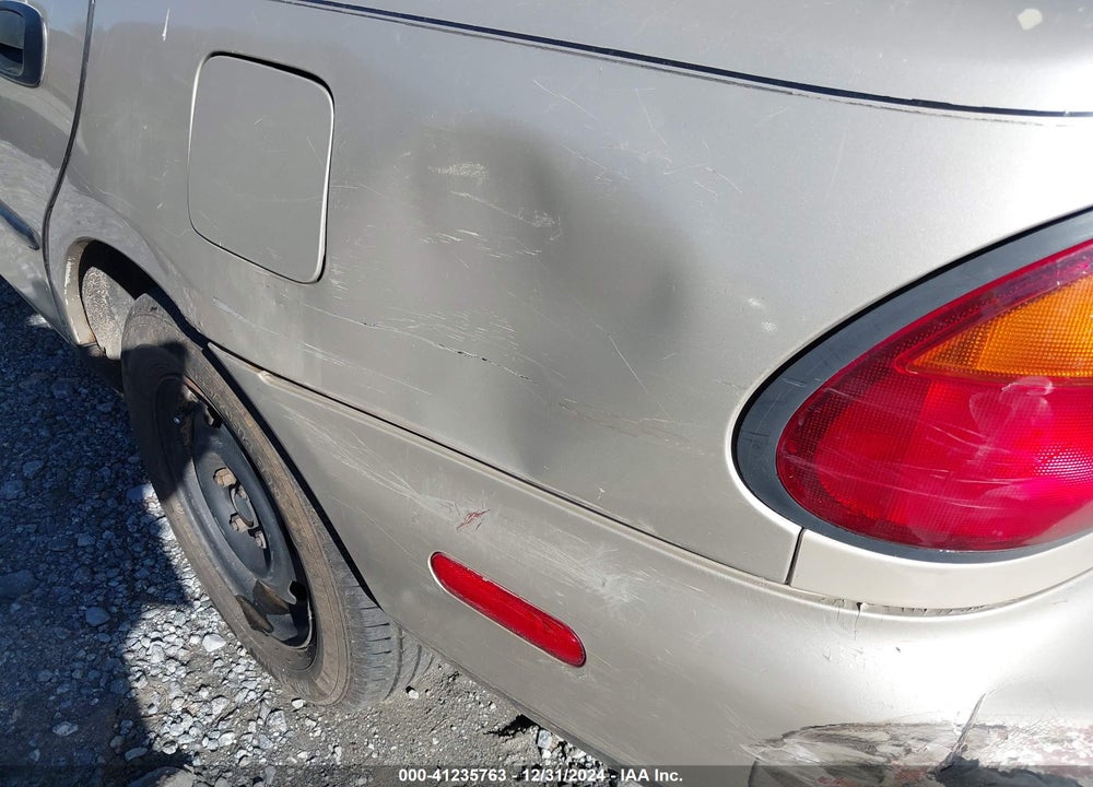 1997 MAZDA PROTEGE DX/LX VIN: JM1BC1410V0148603