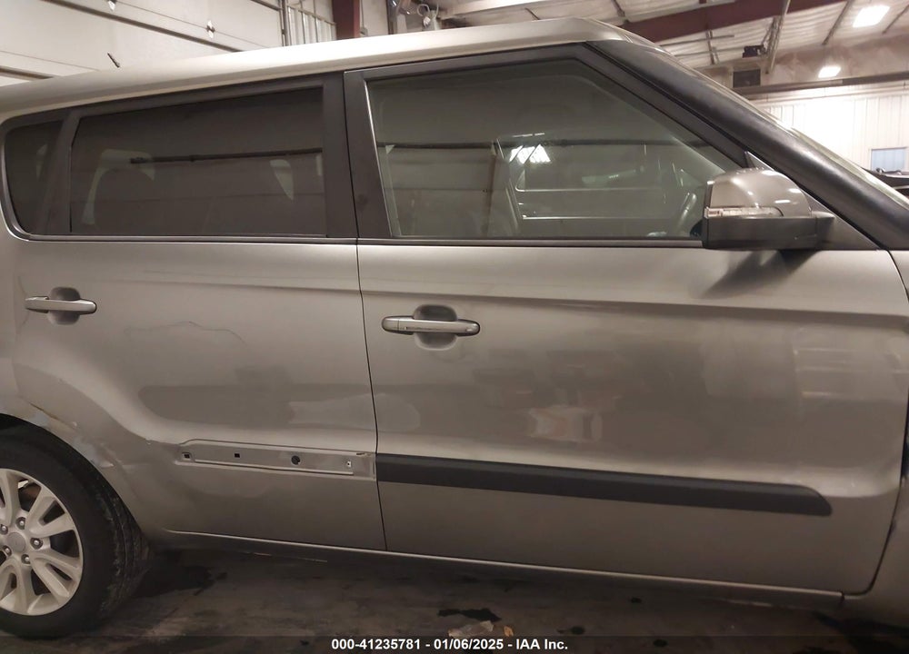 2012 KIA SOUL VIN: KNDJT2A61C7388359