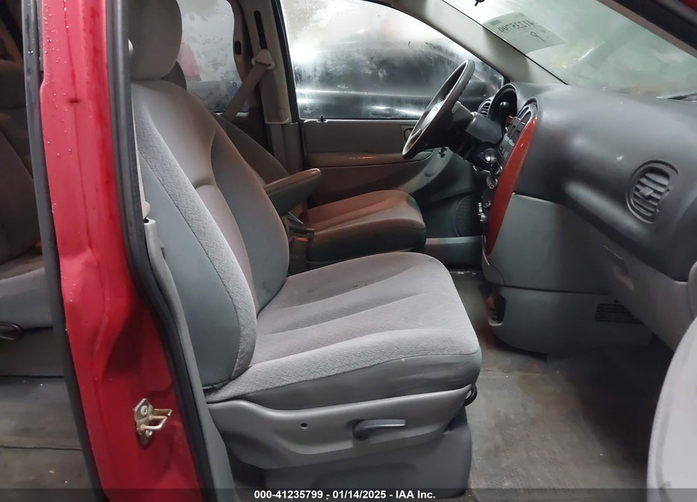 2006 CHRYSLER TOWN & COUNTRY VIN: 1A4GP45R66B658096