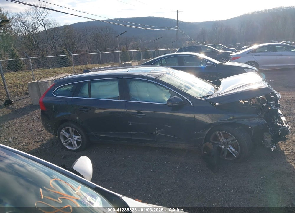 2015 VOLVO V60 T5 PREMIER VIN: YV1612SK9F1263862