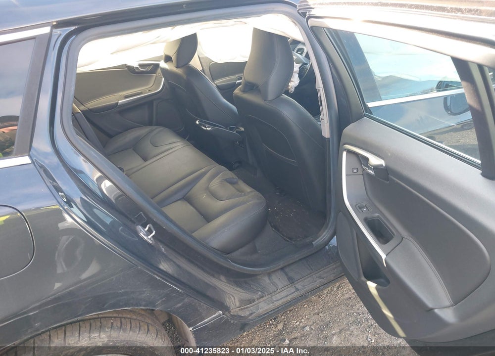 2015 VOLVO V60 T5 PREMIER VIN: YV1612SK9F1263862
