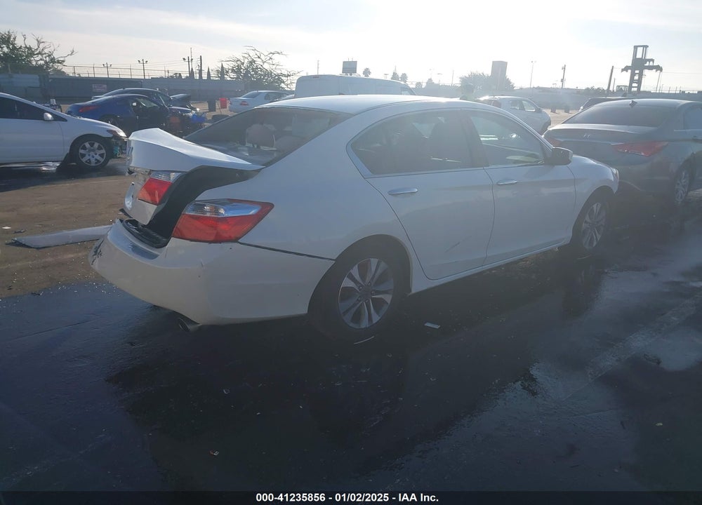 2013 HONDA ACCORD VIN: 1HGCR2F33DA230617