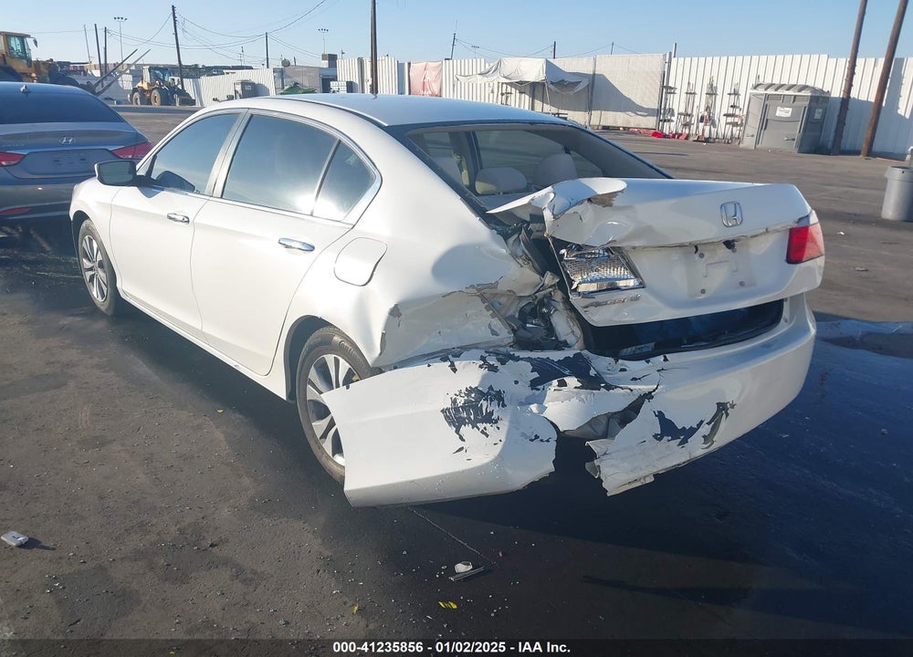 2013 HONDA ACCORD VIN: 1HGCR2F33DA230617