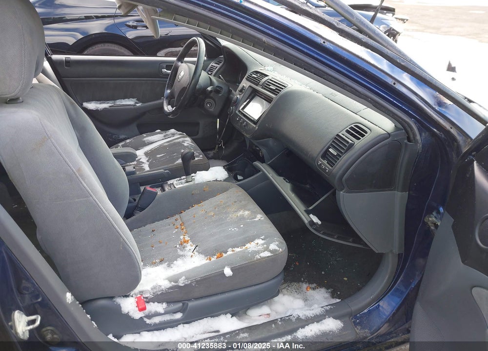 2005 HONDA CIVIC LX VIN: 2HGES16525H612021