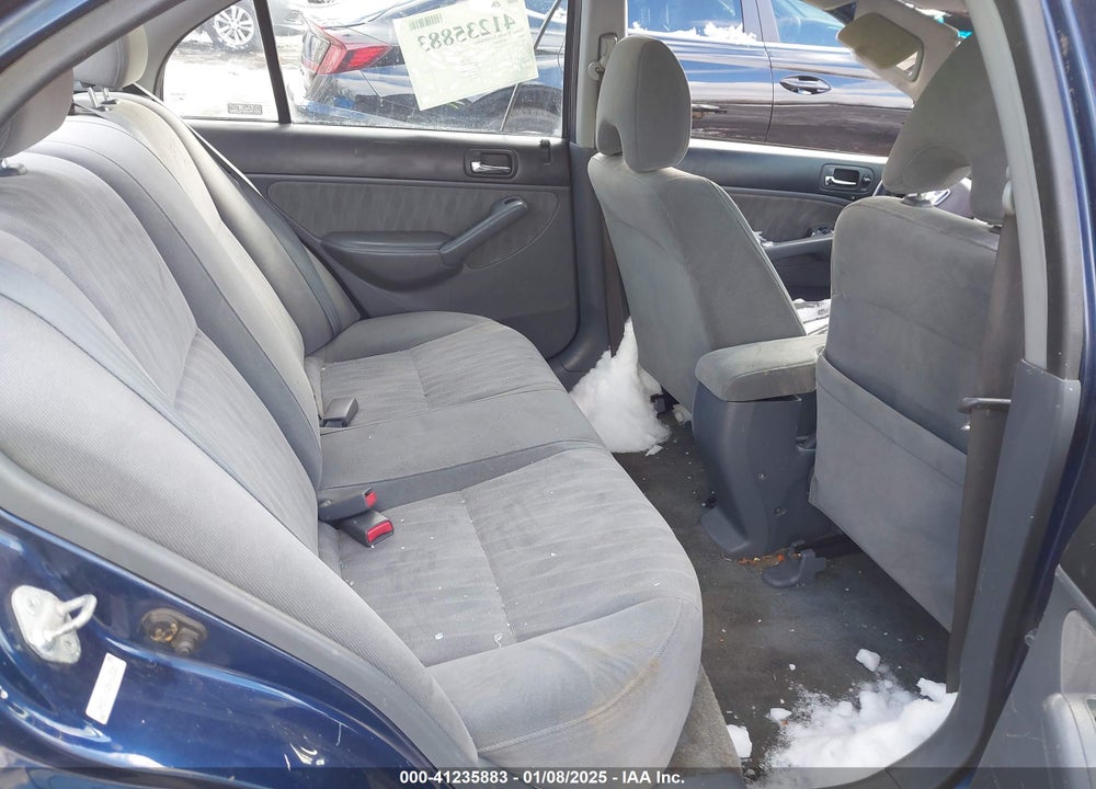 2005 HONDA CIVIC LX VIN: 2HGES16525H612021